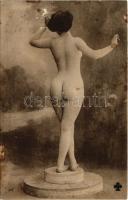 Meztelen erotikus hölgy / Erotic nude lady (EB)