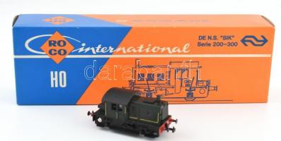 Roco H0 4153 cikkszámú vasútmodell, dízelmozdony, újszerű állapotban, eredeti dobozában / Roco H0 No. 4153 model railway, diesel locomotive, in good condition, in original box
