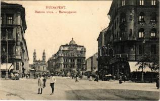 Budapest VIII. Baross utca (Harminckettesek tere), Bodó kávéház, villamos (r)