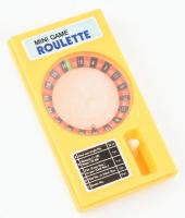 Mini Game Roulette, retró rulett játék, műanyag, jó állapotban, működik, 12x6,5 cm / Vintage pocket roulette toy, in nice, working condition