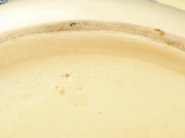 Zsolnay vadászos, nagy méretű mosdótál, 1900 körül, öblében szarvas, medve és muflon motívumokkal, p...