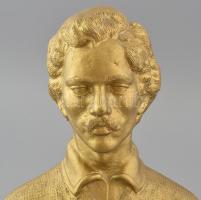 Jelzés nélkül: Petőfi büszt. Aranyozott fém, fa talapzaton, gravírozott fém táblával, m: 31 cm