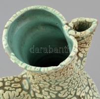 Gorka Géza (1894-1971): Kiöntő. Mázas festett kerámia, jelzett (Nógrádverőce), talpperemén és szájpe...