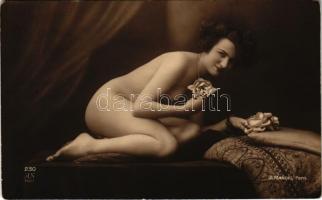Meztelen erotikus hölgy / Erotic nude lady. AN Paris 230. J. Mandel (non PC)