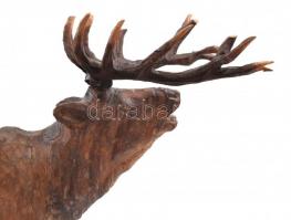 Szarvasbika, faragott fa, Dőri 1983 jelzéssel, agancsai sérültek, lazák, de fixálhatók, m: 27 cm, h:...