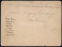 1902 A nagyváradi honvéd hadapródiskola cigánybandája, keményhátú fotó feliratozva, 9×12 cm