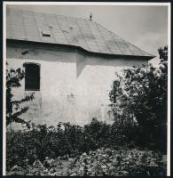 cca 1930 Körtvélyes, görög katolikus templom, 2 db részletfotó, 17,5×18,5 cm