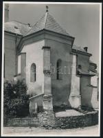 cca 1930 Perény, római katolikus templom, hátoldalon feliratozott fotó, 17,5×23,5 cm