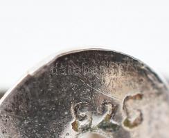 Ezüst (Ag) fülbevalópár kámeával. Jelzett, bruttó: 4,3 g