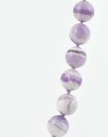 Chevron ametiszt gyöngy nyaklánc, jelzett ezüst (Ag) kapoccsal, h: 44 cm