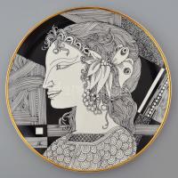 Hollóházi Szász Endre által tervezett dekorral díszített porcelán tányér. Matricás, jelzett, hibátlan, d: 31 cm