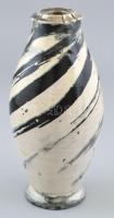 Gorka Lívia: Zebracsíkos váza. Mázas kerámia, ezüst tetejű gyertyatartóvá alakítva. Jelzett 24 cm