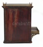 Fali kabinet, kis szekrény. Réz díszekkel, polctámasszal. XIX. sz. 39x33 cm CSAK SZEMÉLYES ÁTVÉTEL, ...