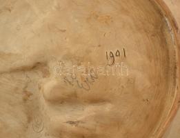 Antik német dísz fali tál, jelzés nélkül, kopott, d: 32 cm