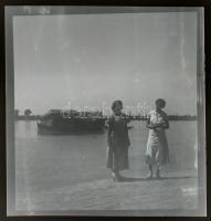 cca 1930 Hajómalom a Dunán, fotónegatív, 6×6 cm