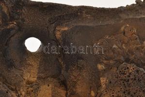 Paizs László (1935-2009): 56-os emlékmű terv I. Műgyanta. 53 × 32 cm. 
"A budapesti Iparművész...