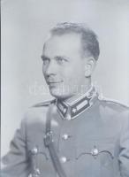 cca 1940 Katonatisztek, 2 db üvegnegatív, 8×5,5 és 6×4,5 cm