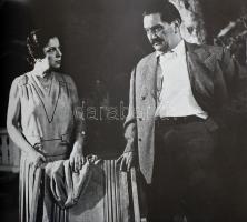 Alpár Ágnes (szerk.): Madách Színház 1951-1976 - 1976-1987. Bp., 1976,87 Magyar Színházi Intézet
DE...