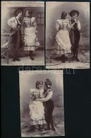 1900 Kassa, két színésznő a Szerelmi varázsital c. darabban (egyikük férfi szerepben), 3 db fotó, az egyik feliratozva, 14x9,5 cm
