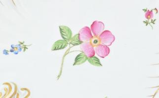 Herendi virágmintás, barokkos kínáló, jelzett, hibátlan, d: 30 cm