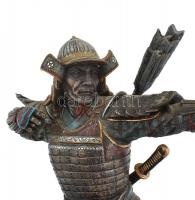 2 db gipsz szamuráj szobor, kis kopásnyomokkal, m: 23 cm