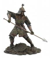 2 db gipsz szamuráj szobor, kis kopásnyomokkal, m: 23 cm