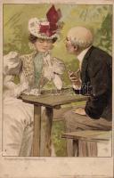 Couple hold to light