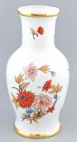 Hollóházi virágmintás váza. Matricás, jelzett, kis kopásnyomokkal, m: 35 cm