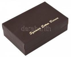 Vasútmodell (H0) terepasztalhoz való bábuk (főként padon ülő emberek), dobozban