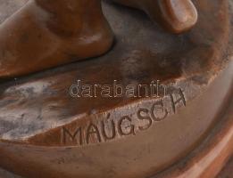 Maugsch Gyula (1882 - 1946): Nyújtózkodó akt. 20. sz. első fele. Bronz. jelzett, márvány talapzaton ...