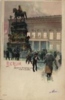 Berlin monument hold to light