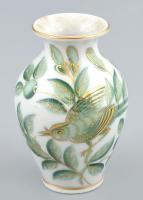Herendi madármintás mini váza, kézzel festett, jelzett, kis kopásnyomokkal, m: 6,5 cm