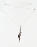 Ezüst (Ag) nyaklánc mozgatható Pinokkió bábu medállal 3,57 g