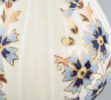 Zsolnay porcelán búzavirágmintás váza, kézzel festett, jelzett, hibátlan, m: 18,5 cm