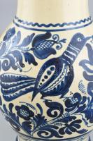 Korondi, kézzel festett madaras váza, népi kerámia, jelzett: Józsa Lajos Korond, minimális mázlepatt...