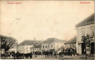 1911 Érsekújvár, Nové Zámky; Kossuth Lajos tér, Komáromi Ede üzlete, konflisok. Grünhut Zsigmond kiadása / square, shops, horse-drawn carriages