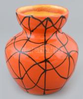 Retró kerámia váza, jelzés nélkül, kopásnyomokkal, m: 16 cm