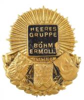 Osztrák-Magyar Monarchia 1914-17. Böhm Ermolli Hadseregcsoport - Világháború aranyozott fém sapkajelvény, részben zománcozott (34x30mm) T:2 zománchiba Austro-Hungarian Monarchy 1914-17. HEERES GRUPPE BÖHM ERMOLLI WELTKRIEG gold plated cap badge, partially enamelled (34x30m) C:XF damaged enamel