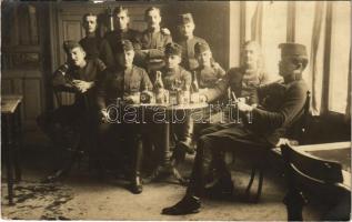 1912 Italozó osztrák-magyar katonák csoportja / Austro-Hungarian K.u.K. military, group of soldiers drinking and smoking. photo (EK)