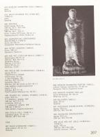 Medgyessy Ferenc: Indus nő. Terrakotta, Jelzett, Reprodukálva a Medgyessy monográfiában 207, oldalon...