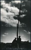 cca 1985 Ritzel Zoltán: Pirkadat, feliratozott, vintage fotóművészeti alkotás, ezüst zselatinos fotópapíron, 24x15 cm