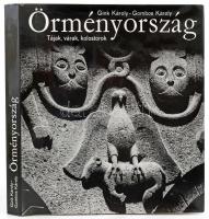 Gink Károly - Gombos Károly: Örményország. Tájak, várak, kolostorok. Bp., 1972, Corvina. Számos fotóval illusztrálva. Kiadói egészvászon-kötés, kiadói papír védőborítóban. Megjelent 3150 példányban.