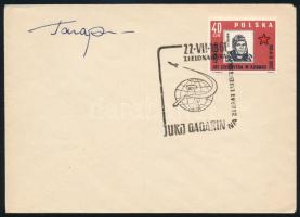 Jurij Alekszejevics Gagarin (1934-1968) szovjet űrhajós autográf aláírása alkalmi borítékon / Autograph signature of Yuriy Alekseyevich Gagarin (1934-1968) Soviet astronaut on special cover