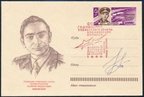 Valerij Fjodorovics Bikovszkij (1934-2019) szovjet űrhajós aláírása emlékborítékon /  Signatures of Valery Bikovsky (1934-2019) Soviet astronauts on envelope