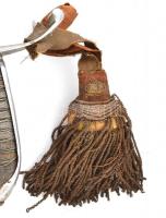 M. kir. honvéd tiszti kard, XIX. sz. második fele, kissé sérült kardbojttal, fém hüvellyel. Jelzett,...