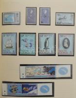 Térkép motívum gyűjtemény albumban, benne sorok és blokkok az egész világból. Főleg postatiszta anya...