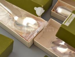 Christofle Párizsi ezüstözött evőkészlet, vegyesen 128 db, jelzettek, nagyrészt original csomagolásb...