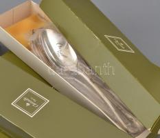 Christofle Párizsi ezüstözött evőkészlet, vegyesen 128 db, jelzettek, nagyrészt original csomagolásb...