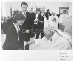 Orbán Viktor: 20 év. Beszédek, írások, interjúk. 1986-2006. Bp., 2006., Heti Válasz. Kiadói kartonál...