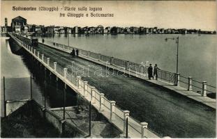 Chioggia, Ponte sulla laguna tra Chioggia e Sottomarina / bridge over the lagoon between Chioggia and Sottomarina (surface damage)